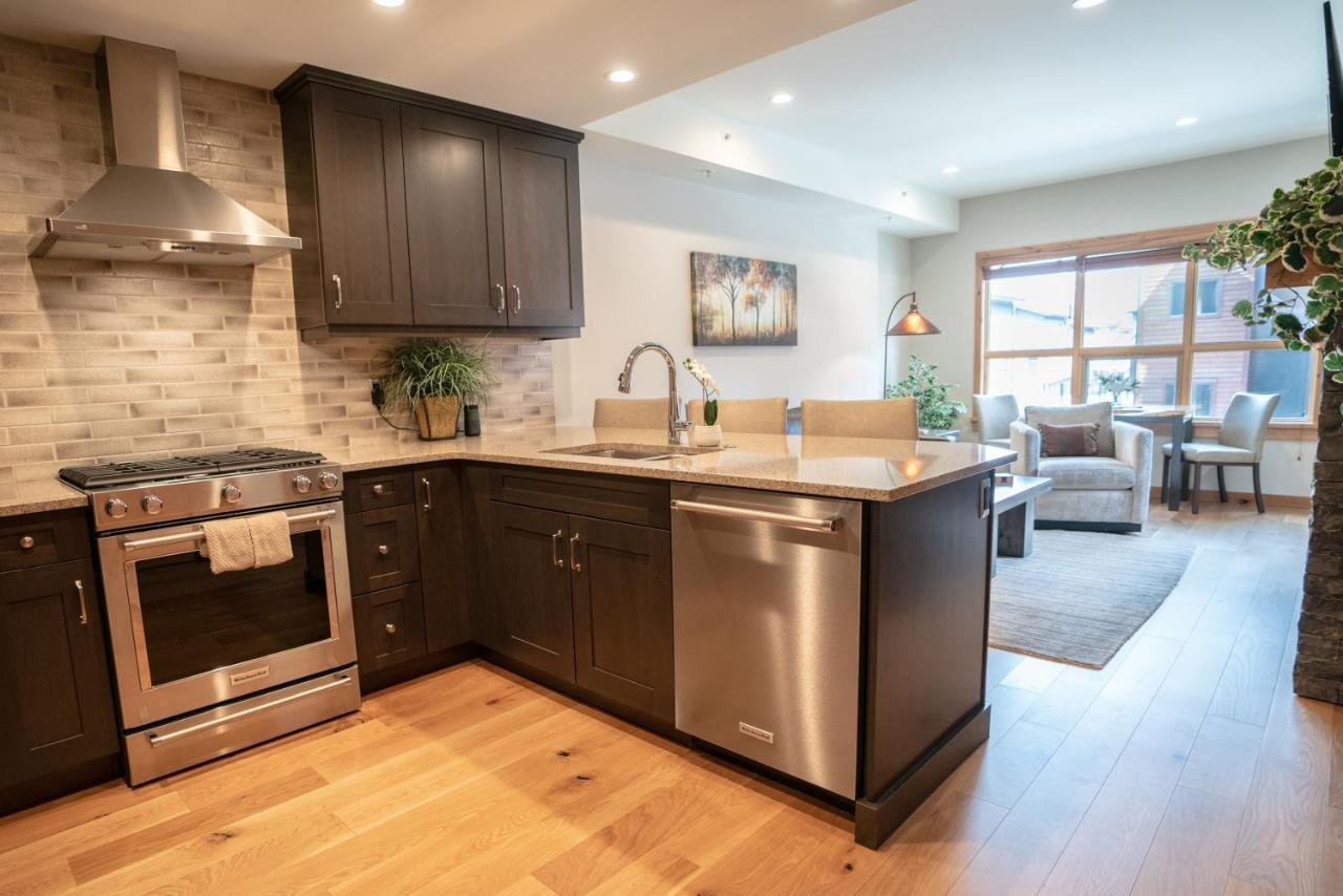 Spring Creek Luxury King One Bedroom At White Spruce Lodge Кенмор Екстер'єр фото