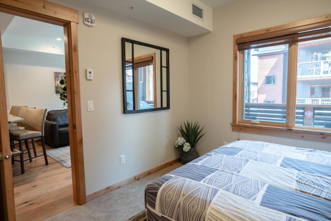 Spring Creek Luxury King One Bedroom At White Spruce Lodge Кенмор Екстер'єр фото