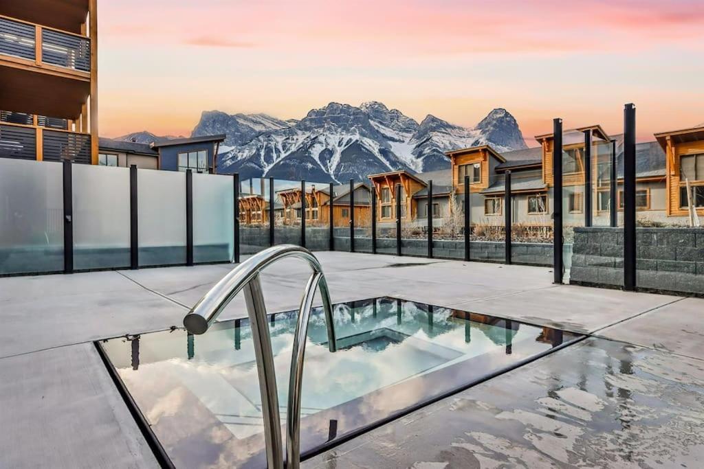 Spring Creek Luxury King One Bedroom At White Spruce Lodge Кенмор Екстер'єр фото