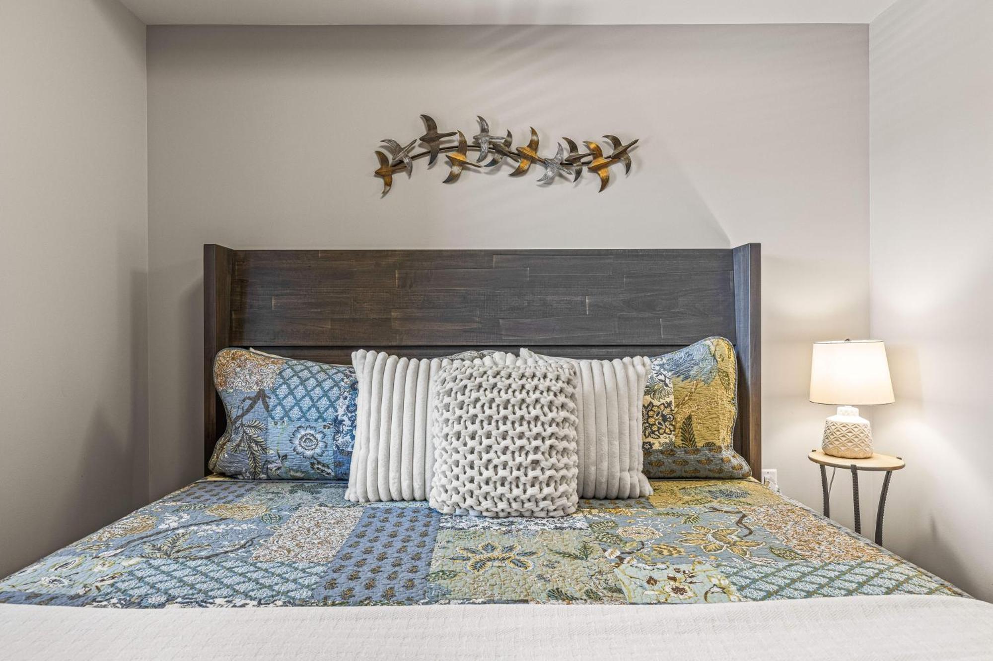 Spring Creek Luxury King One Bedroom At White Spruce Lodge Кенмор Екстер'єр фото