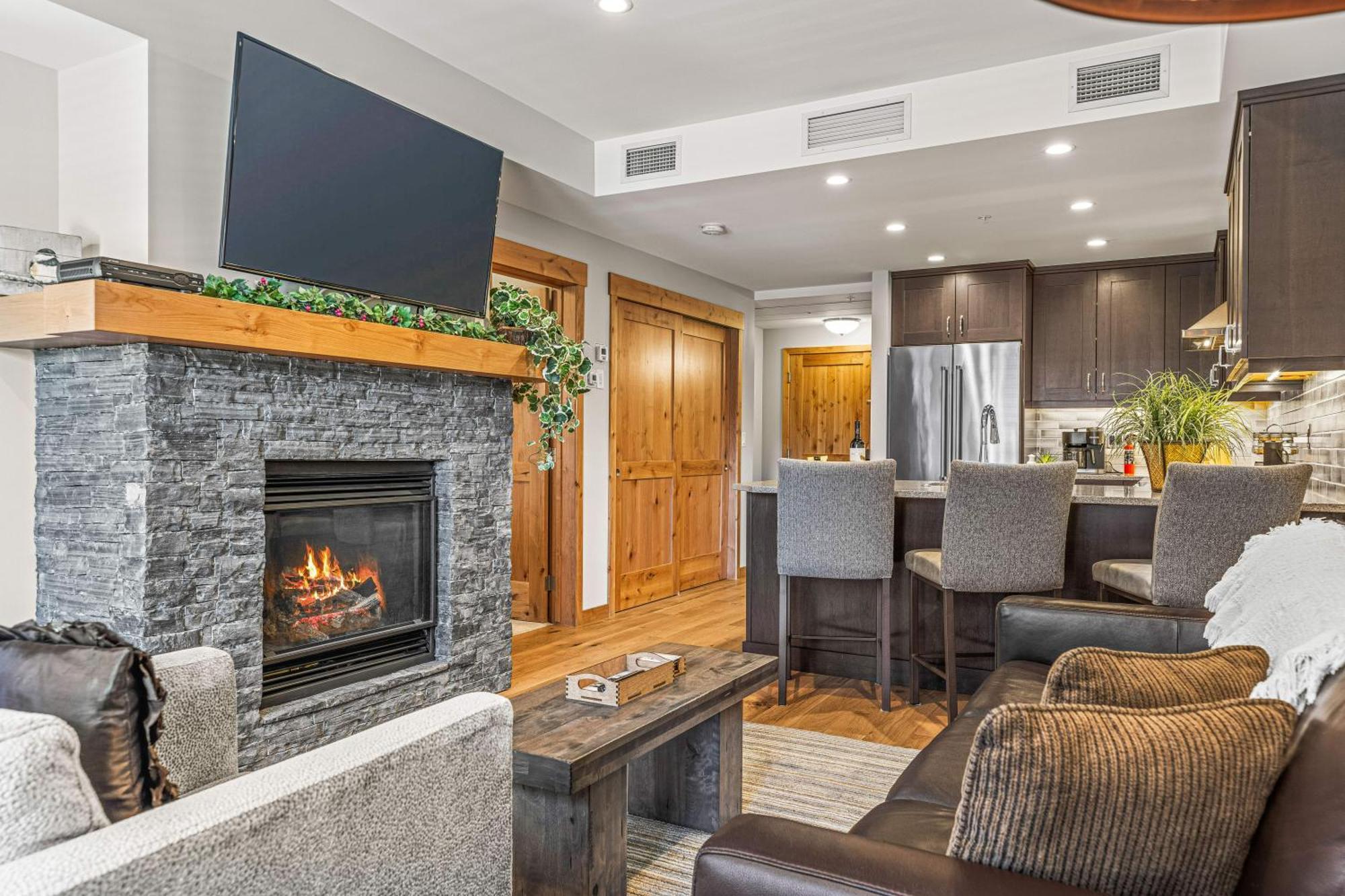 Spring Creek Luxury King One Bedroom At White Spruce Lodge Кенмор Екстер'єр фото