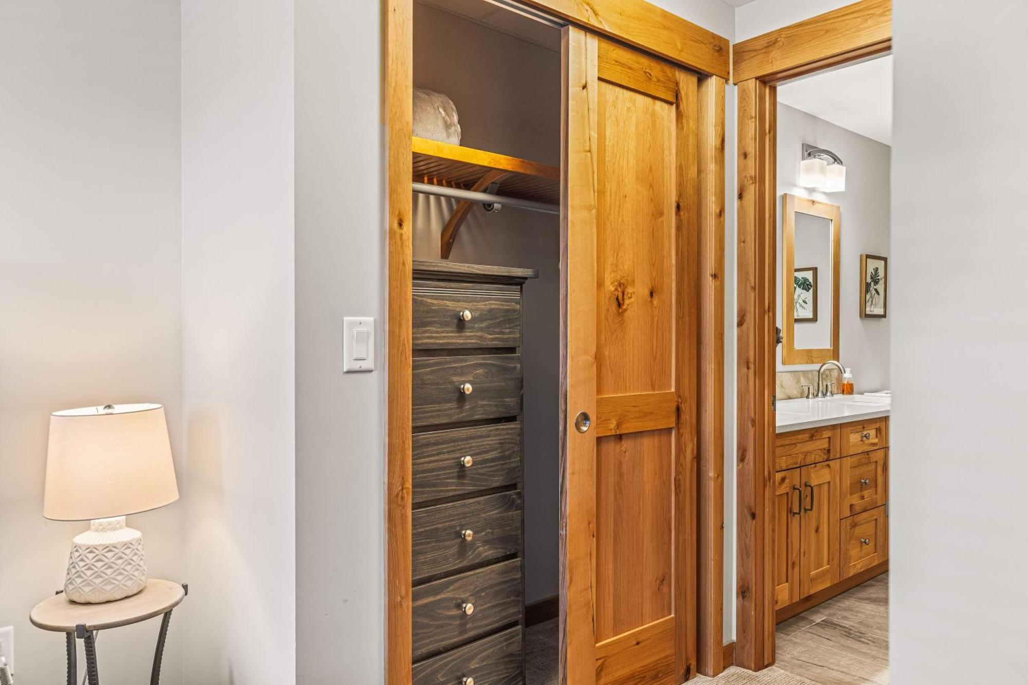 Spring Creek Luxury King One Bedroom At White Spruce Lodge Кенмор Екстер'єр фото