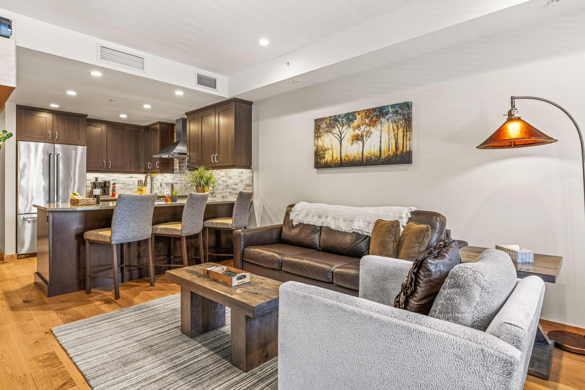 Spring Creek Luxury King One Bedroom At White Spruce Lodge Кенмор Екстер'єр фото