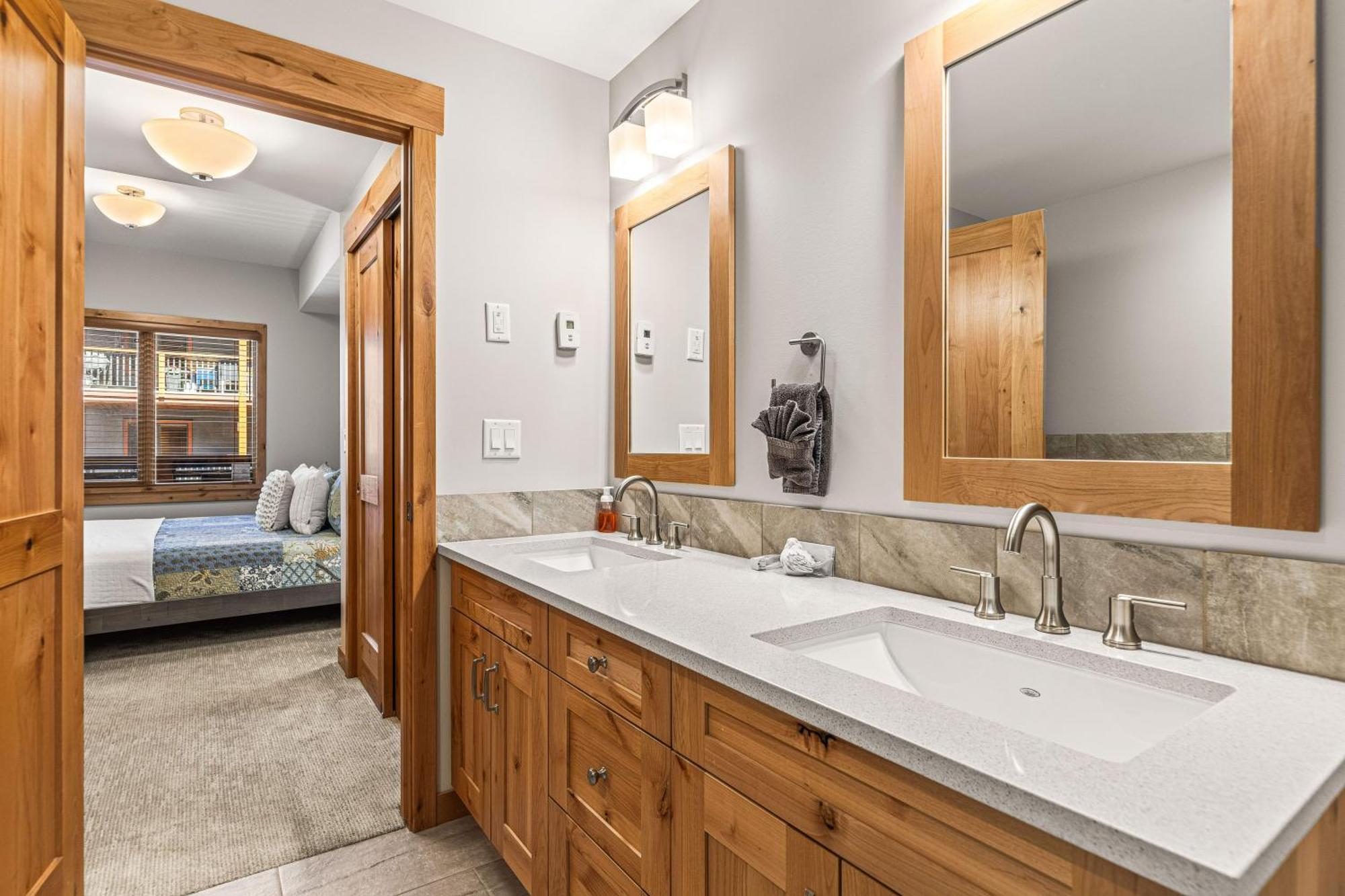 Spring Creek Luxury King One Bedroom At White Spruce Lodge Кенмор Екстер'єр фото