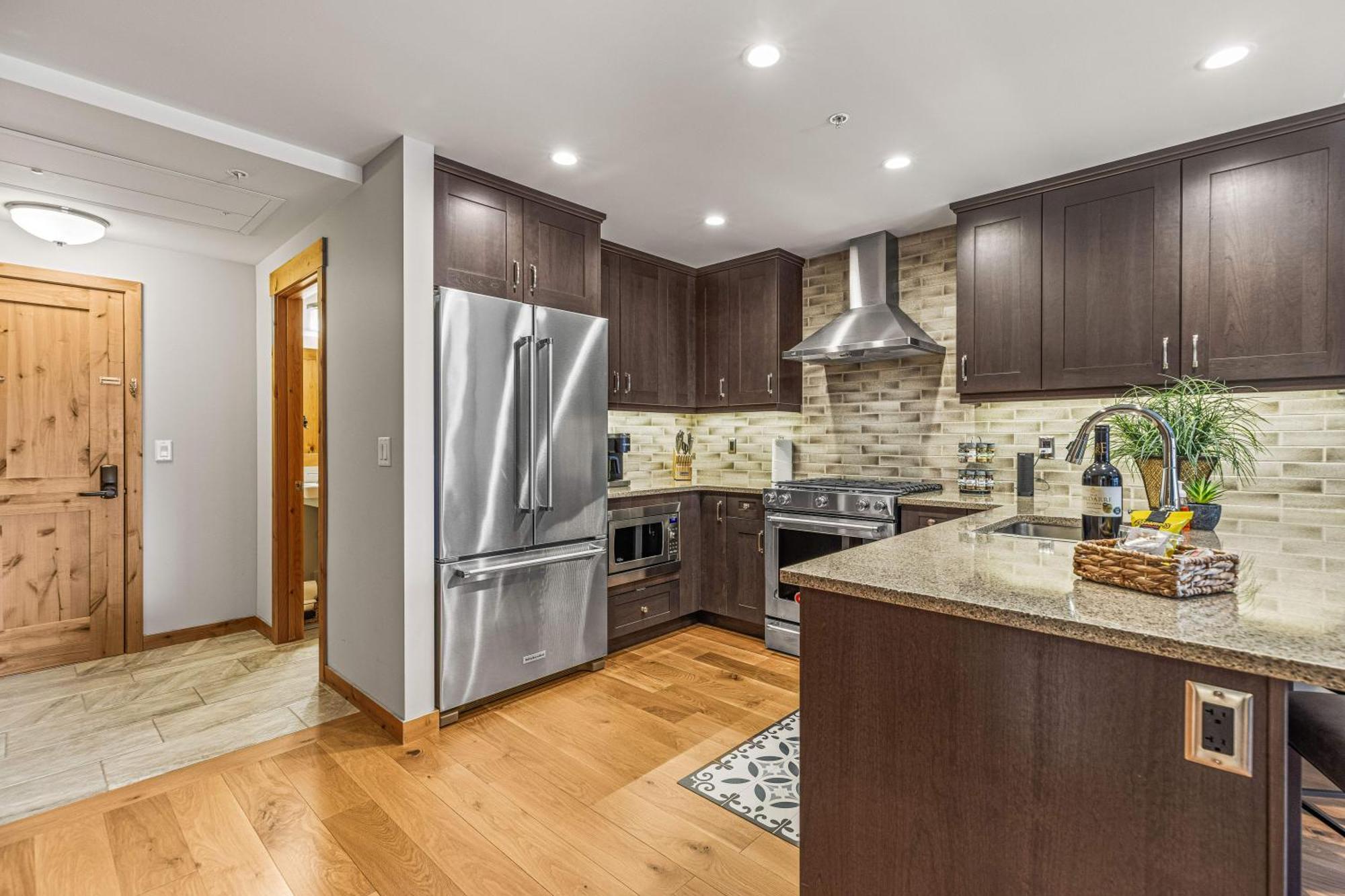 Spring Creek Luxury King One Bedroom At White Spruce Lodge Кенмор Екстер'єр фото